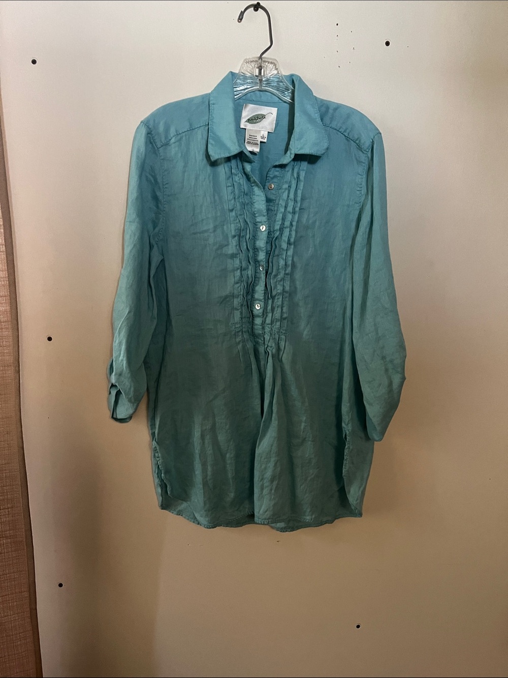 Nurture by Lamaze Teal Pintuck Button-Front Women's Shirt